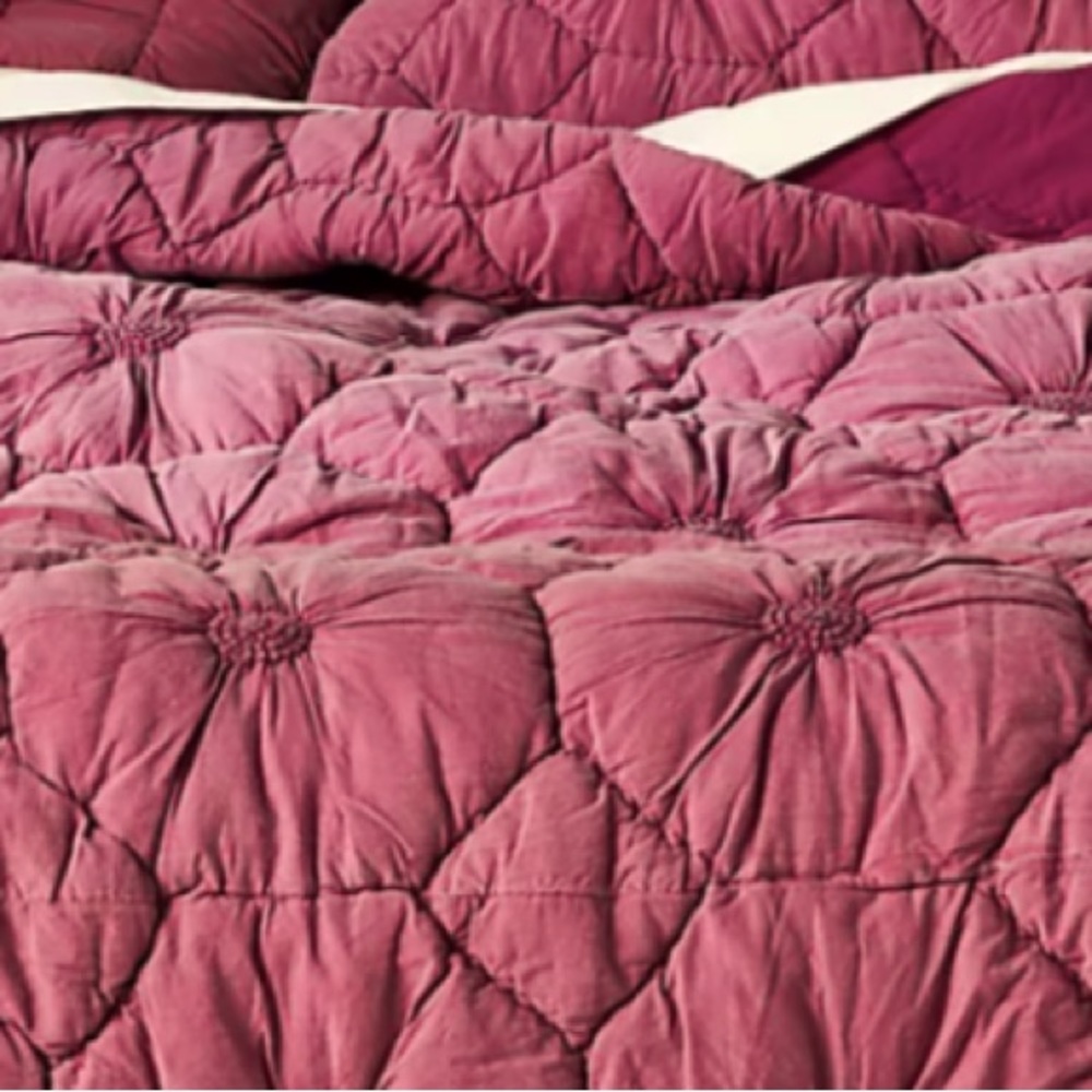 Anthropologie Estie Voile Quilt w 2 Euro Shams in Purple-King - Picture 5 of 5